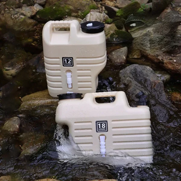 Serbatoio per acqua capacità 12/18 Lt con rubinetto - immagine 3