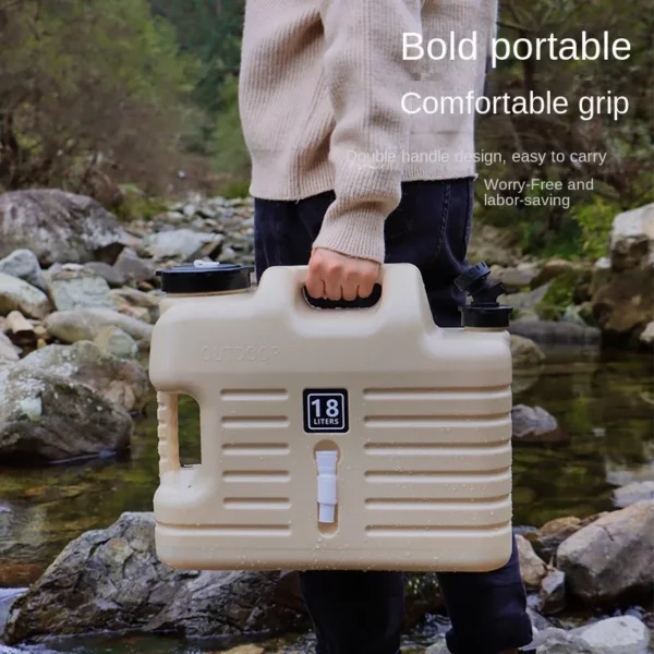 Serbatoio per acqua capacità 12/18 Lt con rubinetto